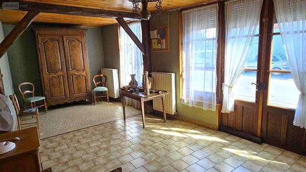 Maison rurale à vendre à Saint Remy en Bouzemont Saint Genest et Isson dans la Marne (51290), ref : 51081/903