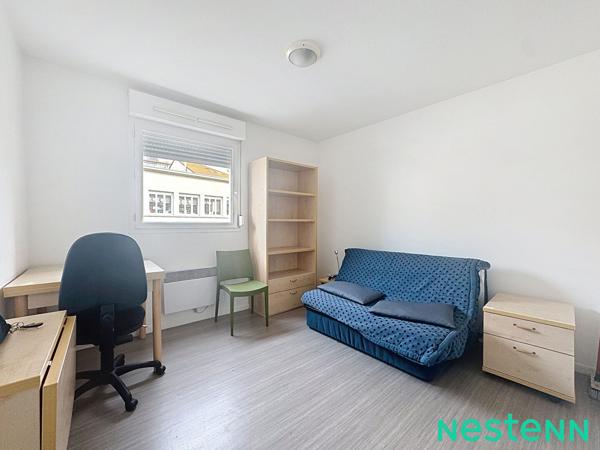 Studio à louer dans résidence étudiante - avec stationnement  - proche écoles à Saint-Etienne