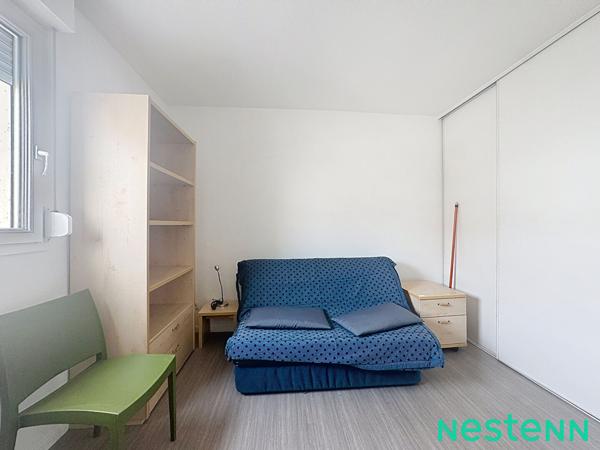 Studio à louer dans résidence étudiante - avec stationnement  - proche écoles à Saint-Etienne