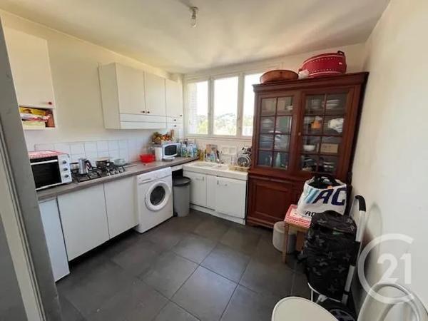 Appartement F3 à vendre  4 pièces - 60,11 m 2   VIENNE  - 38