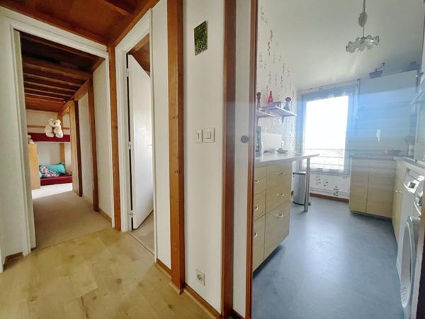 Appartement à SAINT DENIS (93200)