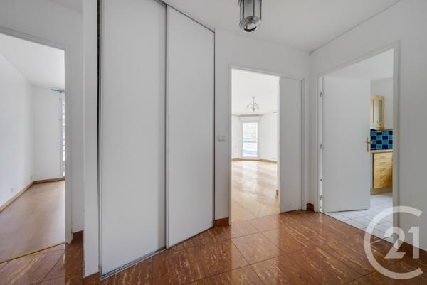 Appartement F3 à vendre  3 pièces - 69,60 m2 PARIS - 75019