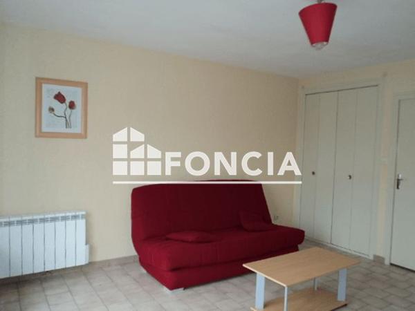 Location Studio 28 m² - 18 AVENUE PASTEUR Niort 79000