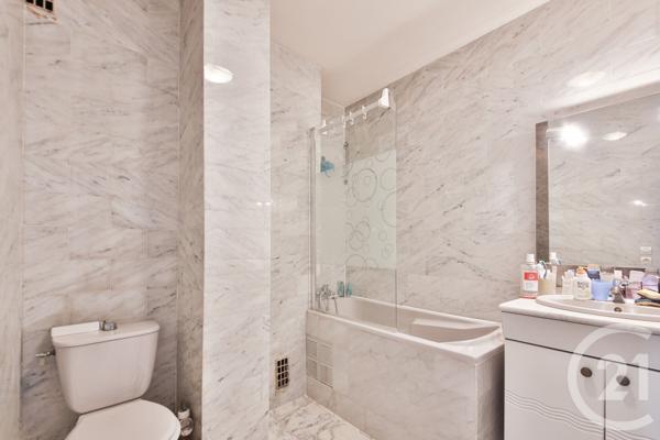 Appartement à vendre  3 pièces - 61,55 m2 PARIS - 75015