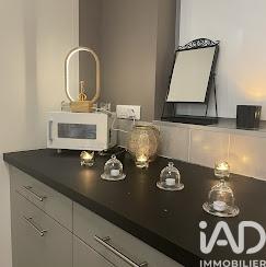 Esthétique, Coiffure​ à vendre 180 m² Lons