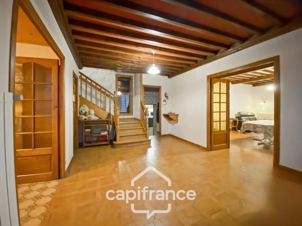 Propriété d’exception – Ancienne magnanerie de 229 m² et ses dépendances à Sarras (07)