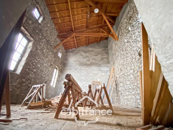 Propriété d’exception – Ancienne magnanerie de 229 m² et ses dépendances à Sarras (07)