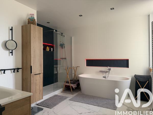 Maison à vendre 7 pièces 169 m² Éragny