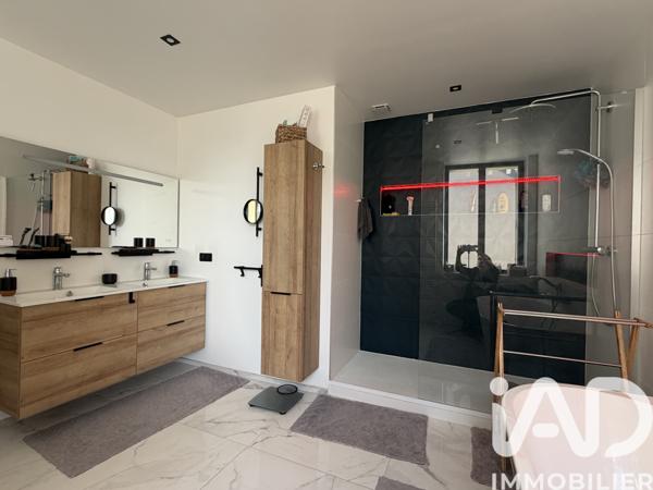 Maison à vendre 7 pièces 169 m² Éragny