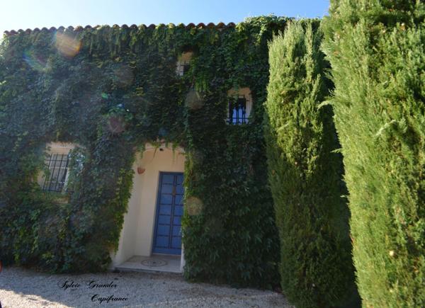 Dpt Vaucluse (84), à vendre VILLELAURE maison P5 de 178 m² - Terrain de 1 500,00 m²