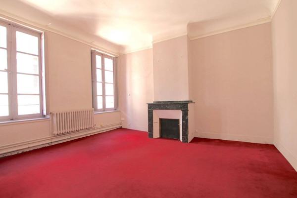 APPARTEMENT/BUREAU T3 - 78 m2 - OZENNE/LANGUEDOC