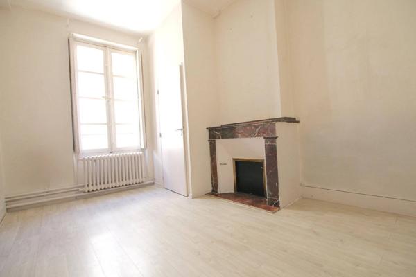 APPARTEMENT/BUREAU T3 - 78 m2 - OZENNE/LANGUEDOC