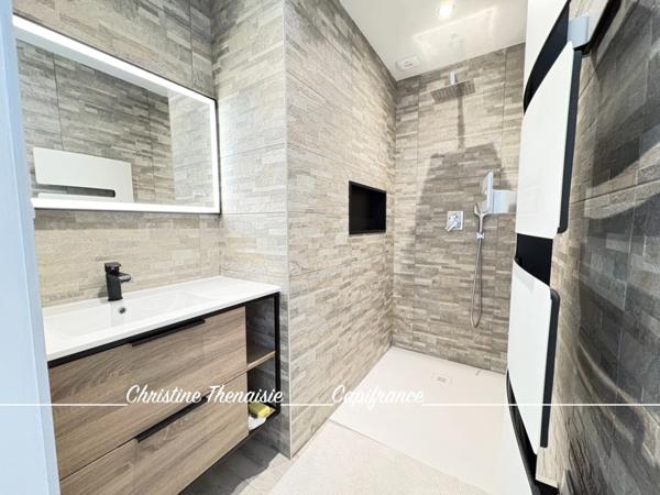 Maison à vendre Contemporaine - 2 chambres avec salle d'eau privative - Grand terrain SAINT JEAN DE MONTS (85)