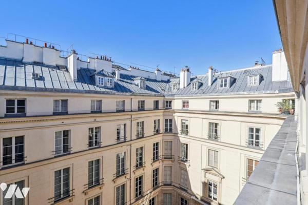 Rue de Tournon - Appartement traversant de 93,91 m² au calme absolu 