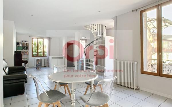 Maison à vendre    4 pièces • 103 m2 Issy-les-Moulineaux