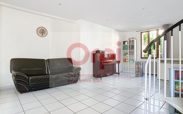 Maison à vendre    4 pièces • 103 m2 Issy-les-Moulineaux