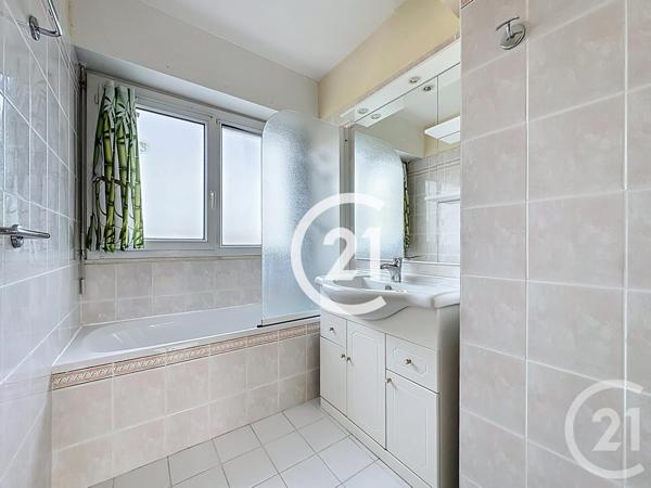 Appartement T4 à vendre  4 pièces - 84,50 m2 COGNAC - 16