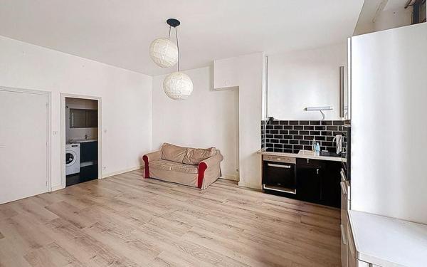 Appartement à vendre    1 pièce • 38 m2 Lyon 2