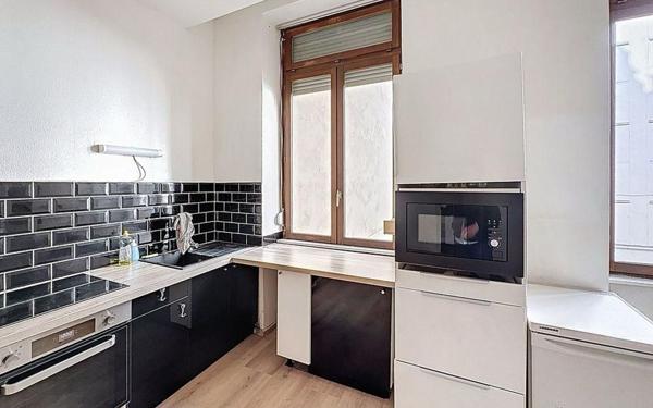 Appartement à vendre    1 pièce • 38 m2 Lyon 2