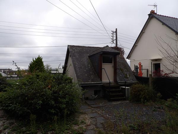 MAISON A RENOVER AVEC POTENTIEL AU COEUR D'UNE COMMUNE DYNAMIQUE