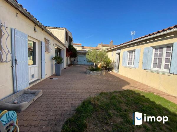 Ensemble immobilier de 2 maisons