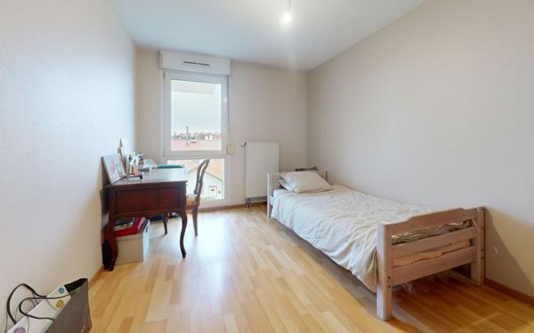 Appartement à vendre    4 pièces • 84 m2 Bischheim