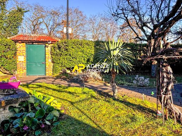 Sartrouville - Maison 6 pièces 125 m² sur 373 m² de parcelle €556 500 ** - Référence 9548