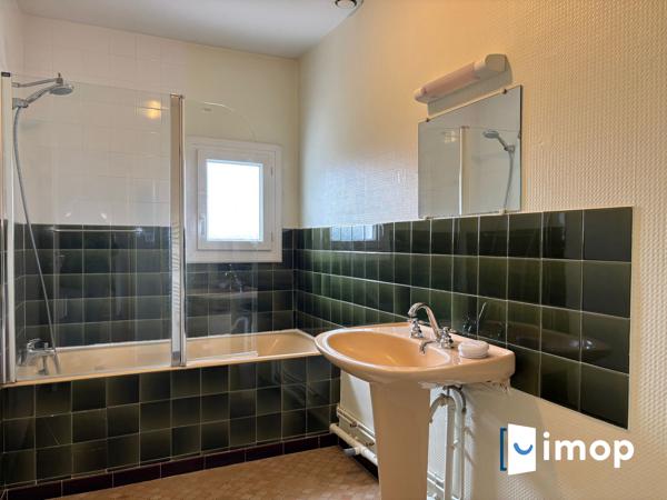 Maison 3 chambres avec jardin de 424 m²