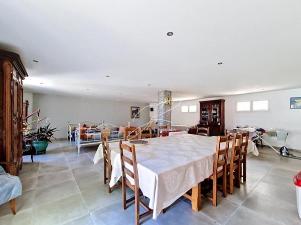Maison T5 4 chambres 160 m²