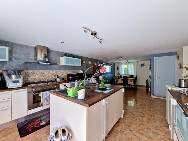 Maison T5 4 chambres 160 m²