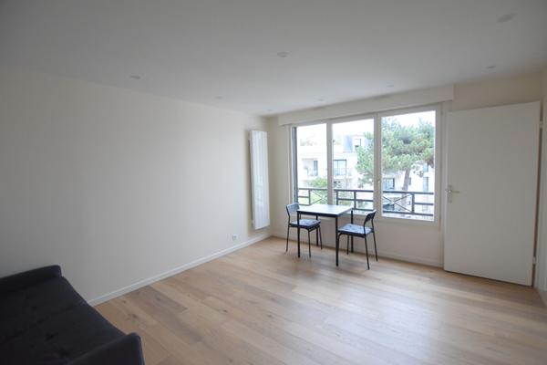 Studio meublé La Garenne Colombes - 27.61 m²