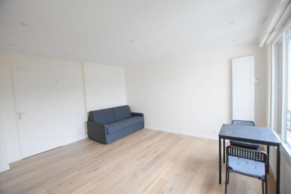 Studio meublé La Garenne Colombes - 27.61 m²