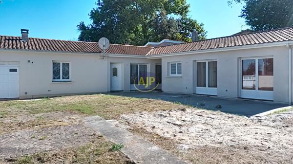 Maison à vendre Soulac Sur Mer - 3 pièces, 120m² avec 2 chambre(s) à 298 200€ - AJP Soulac Immobilier