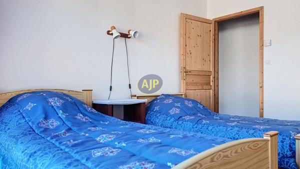 Maison à vendre Soulac Sur Mer - 3 pièces, 120m² avec 2 chambre(s) à 298 200€ - AJP Soulac Immobilier