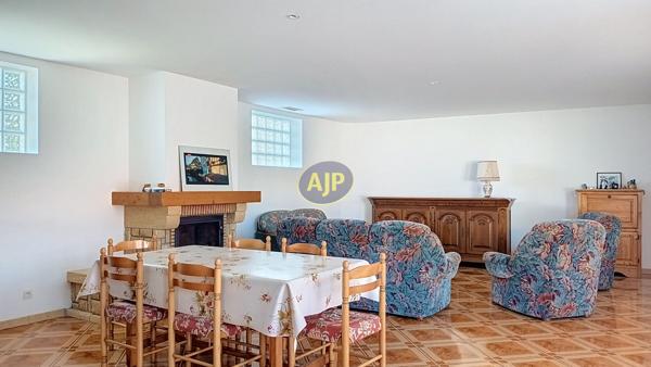 Maison à vendre Soulac Sur Mer - 3 pièces, 120m² avec 2 chambre(s) à 298 200€ - AJP Soulac Immobilier
