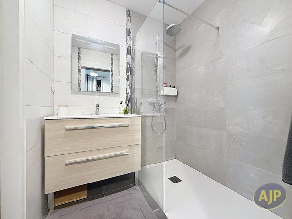 Appartement à vendre Arcachon - 1 pièces, 31m² avec 0 chambre(s) à 357 110€ - AJP Immobilier Arcachon