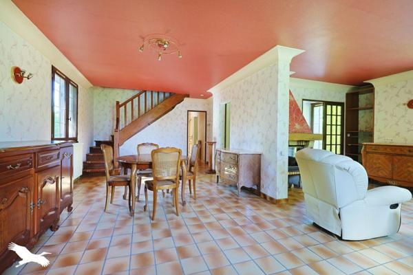 Maison à vendre 218 325 € Lalinde 6 p 143 m² DPE D