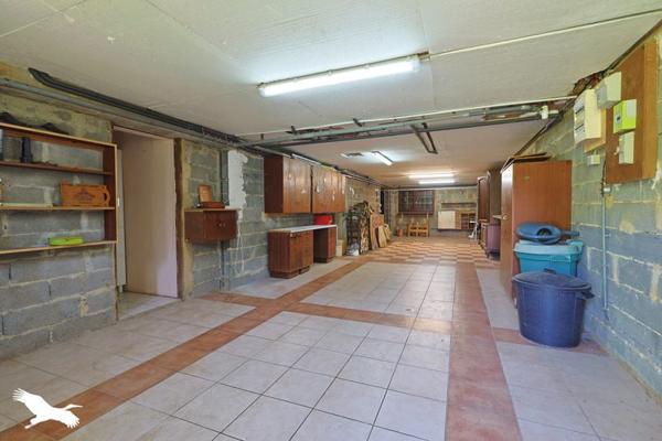 Maison à vendre 218 325 € Lalinde 6 p 143 m² DPE D