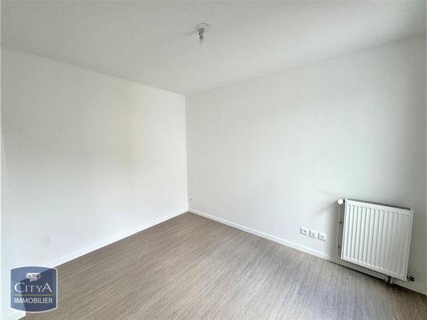 Appartement à louer 4 pièces 71.4m² Lille (59000)