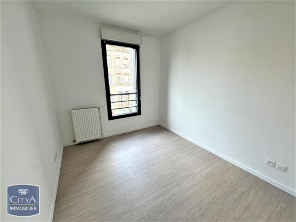 Appartement à louer 4 pièces 71.4m² Lille (59000)