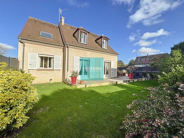 FRANCONVILLE à vendre Maison individuelle de charme avec jardin paysager, proche commodités et gare de Franconville