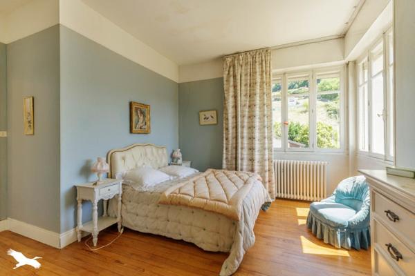 Maison à vendre 314 160 € Saint-Girons 7 p 199,9 m² DPE F