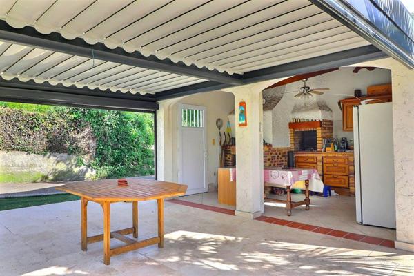 Maison Aubagne 8 pièce(s) 190 m2 avec piscine - jacuzzi sur 1200 m2 de terrain