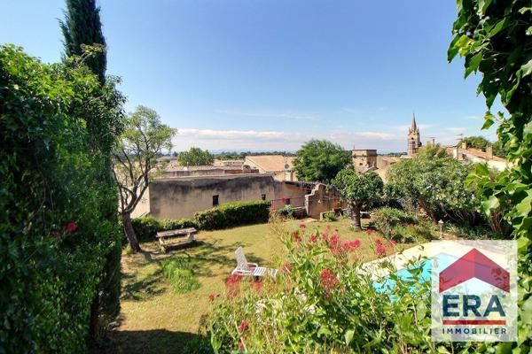 Maison Mondragon 5 pièce(s) 178 m2