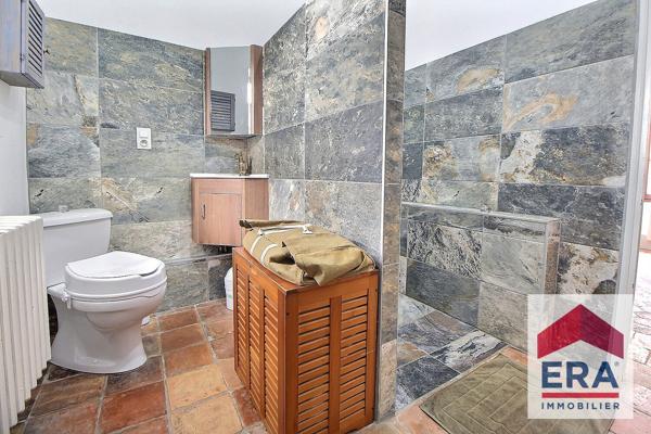 Maison Mondragon 5 pièce(s) 178 m2