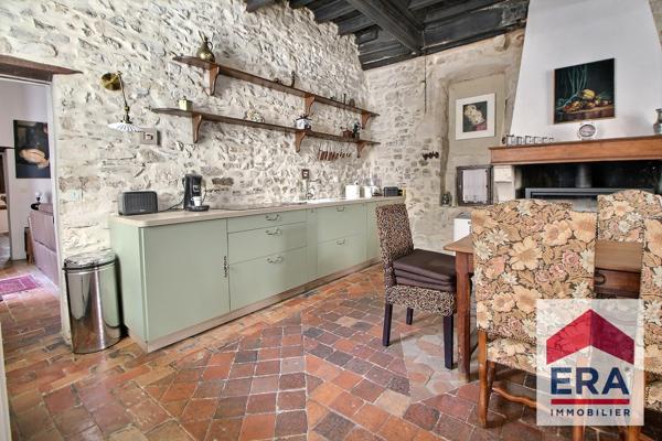 Maison Mondragon 5 pièce(s) 178 m2