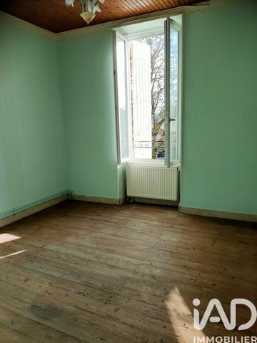 Maison à vendre 3 pièces 68 m² Saint-Jean-d'Angély