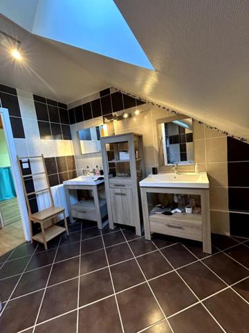 Grande Maison Nevers Quartier Montapins