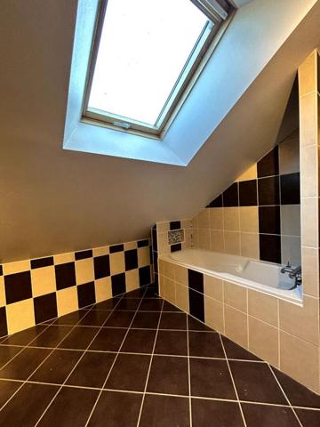 Grande Maison Nevers Quartier Montapins