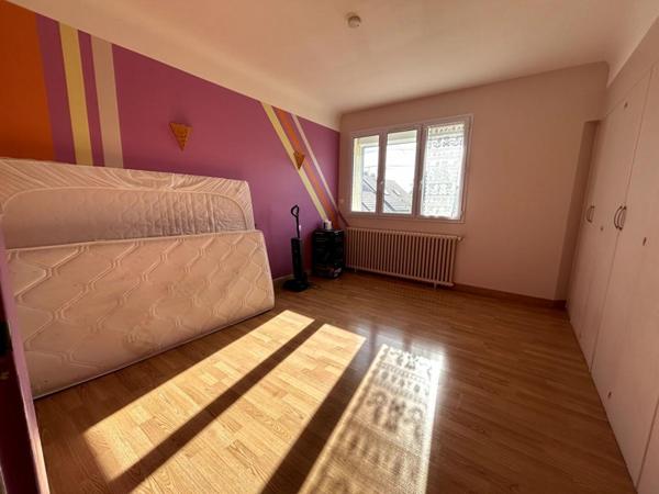 Grande Maison Nevers Quartier Montapins